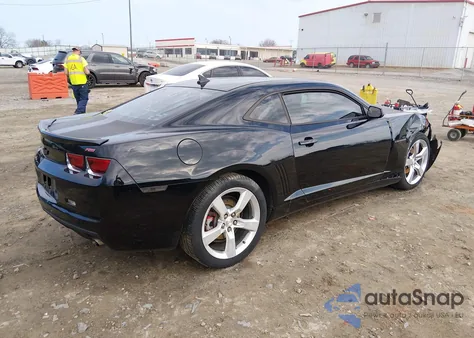 2013 Chevrolet Camaro 2Ls z USA, uszkodzony, nr VIN 2G1FA1E30D9123124